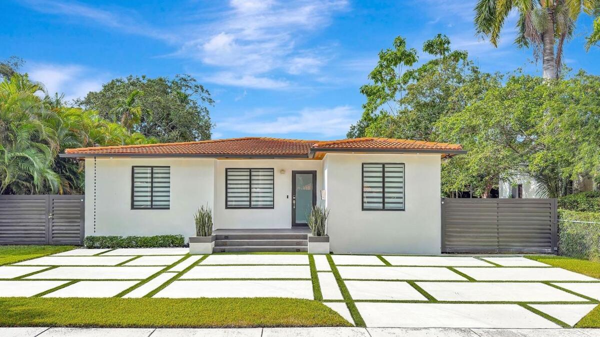 Brickell, Remote-ready Oasis *
