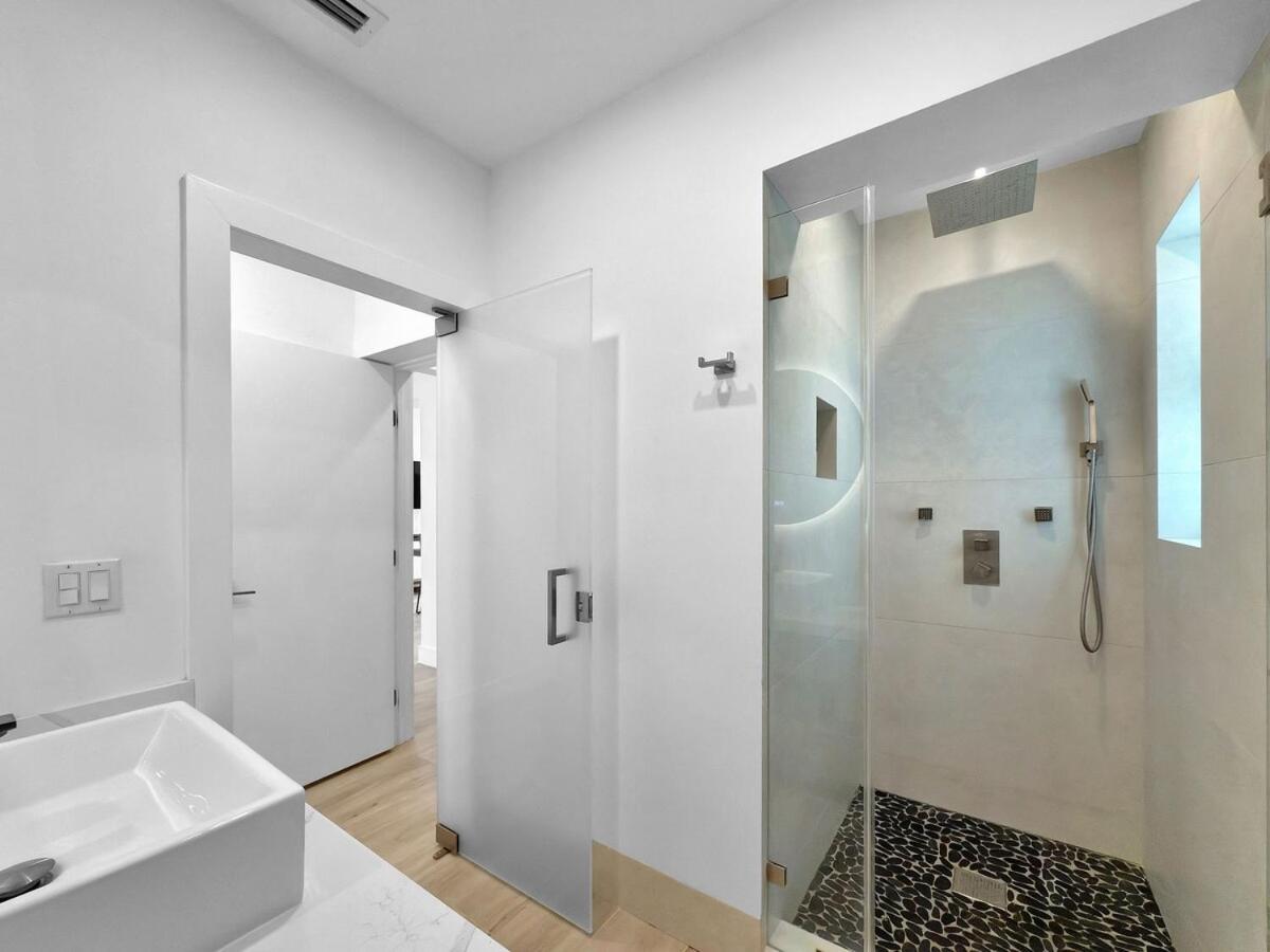 Brickell, Remote-ready Oasis Holiday home *
